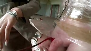 Bigtit flickvän fingrade innan ridning kuk grattis porr film i par